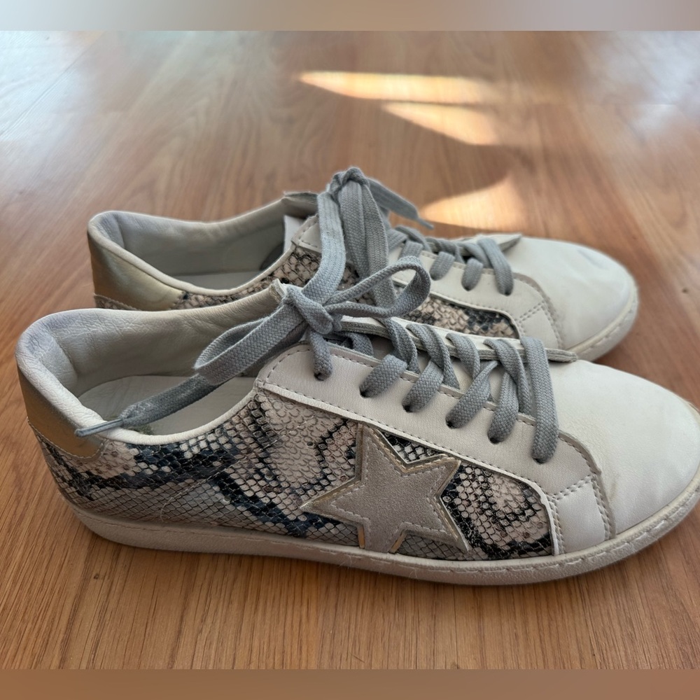 Vintage Havana Bianca Gold Snake-Star Sneakers size 8 - Picture 4 of 8